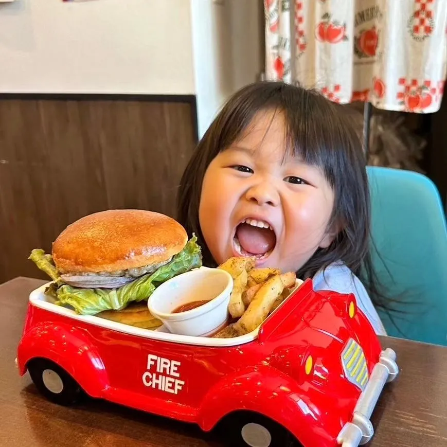 キッズメニューもあります🚙