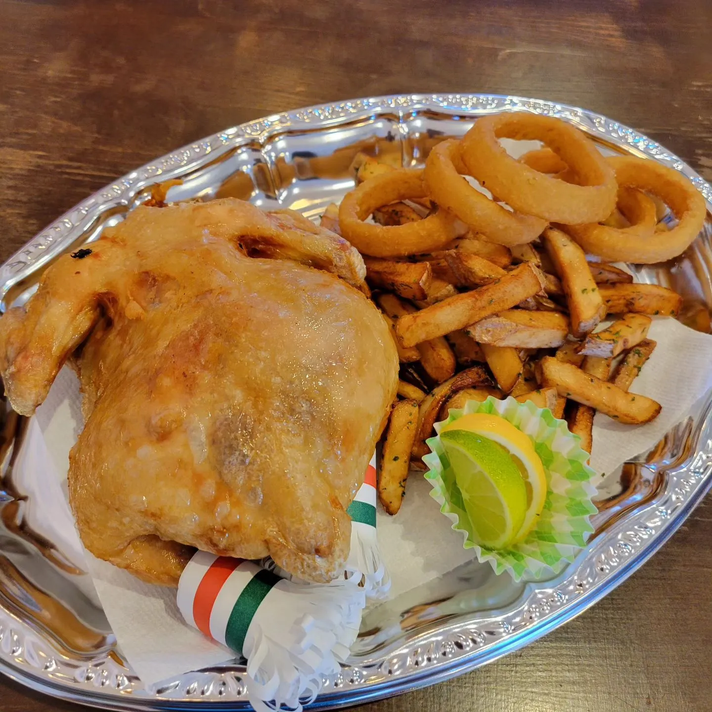 まるごとチキン予約受け付け中🍗