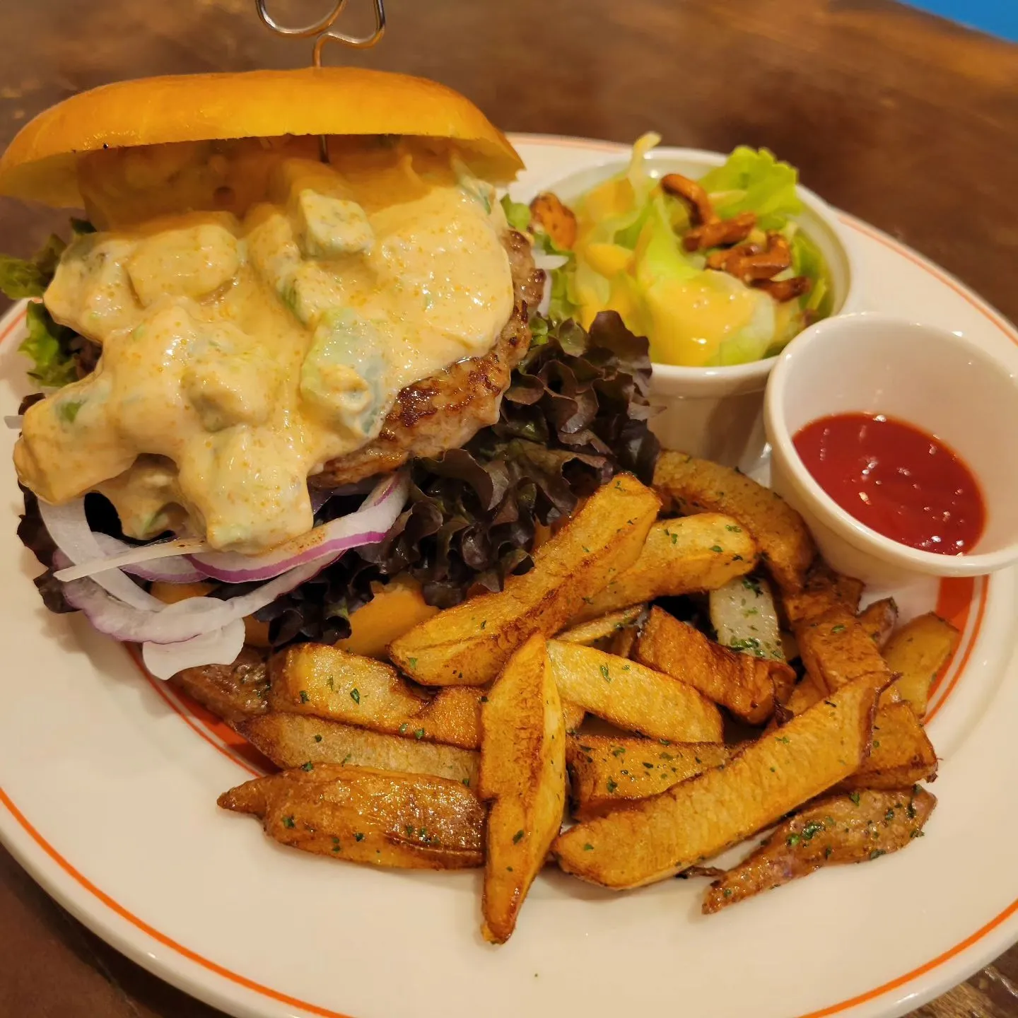 本日より発売オススメバーガー🍔